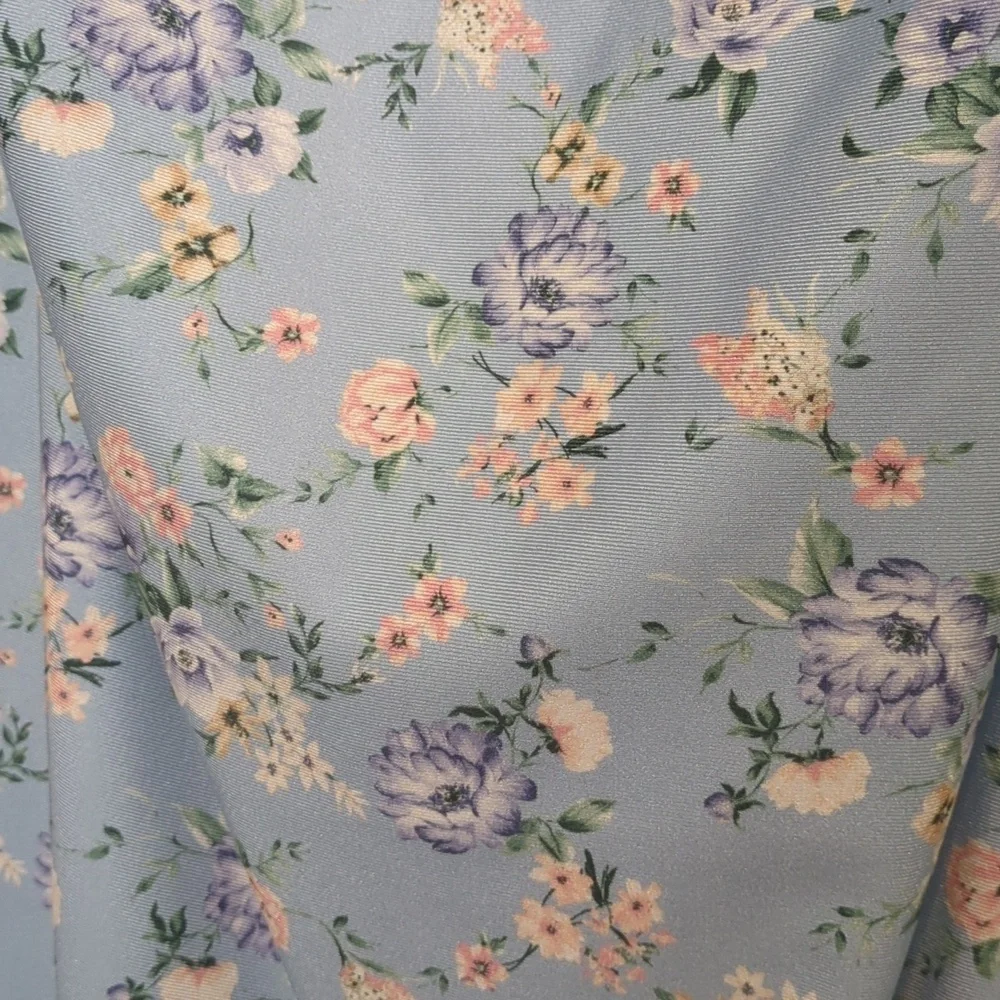 Iris light blue floral sleeveless cowl neck fitted midi dress - Picture 9 of 13